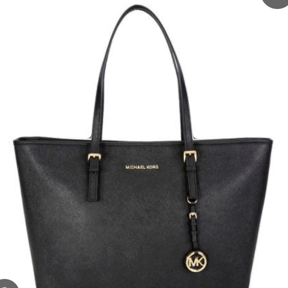 MICHAEL Michael Kors Handbags - NWT Michael Kors Large Izzy Tote in Gray